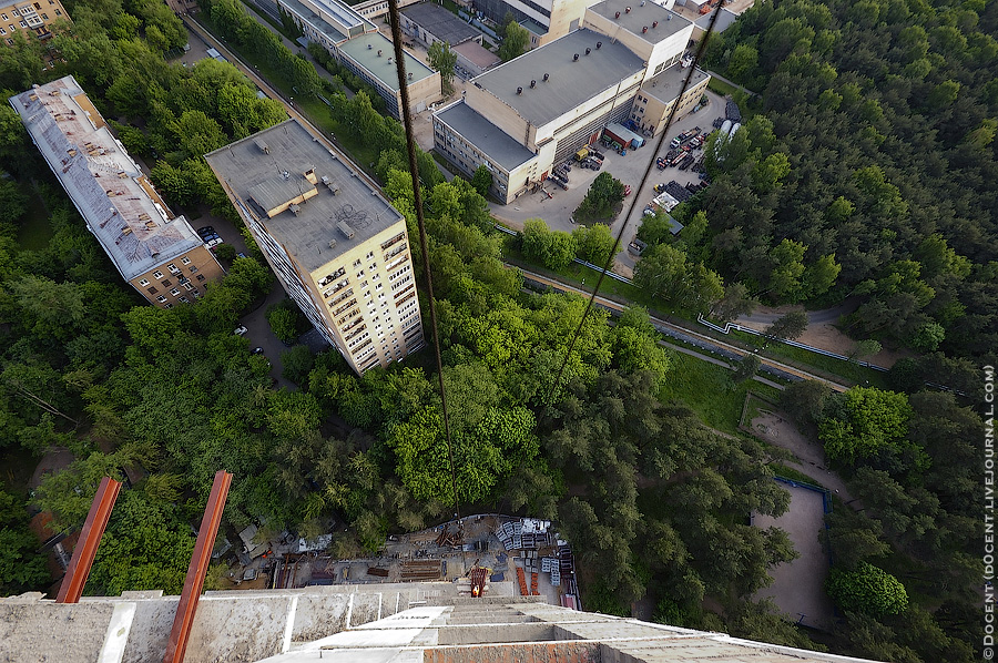 Бирюзова 41