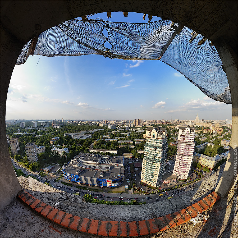Бирюзова 41